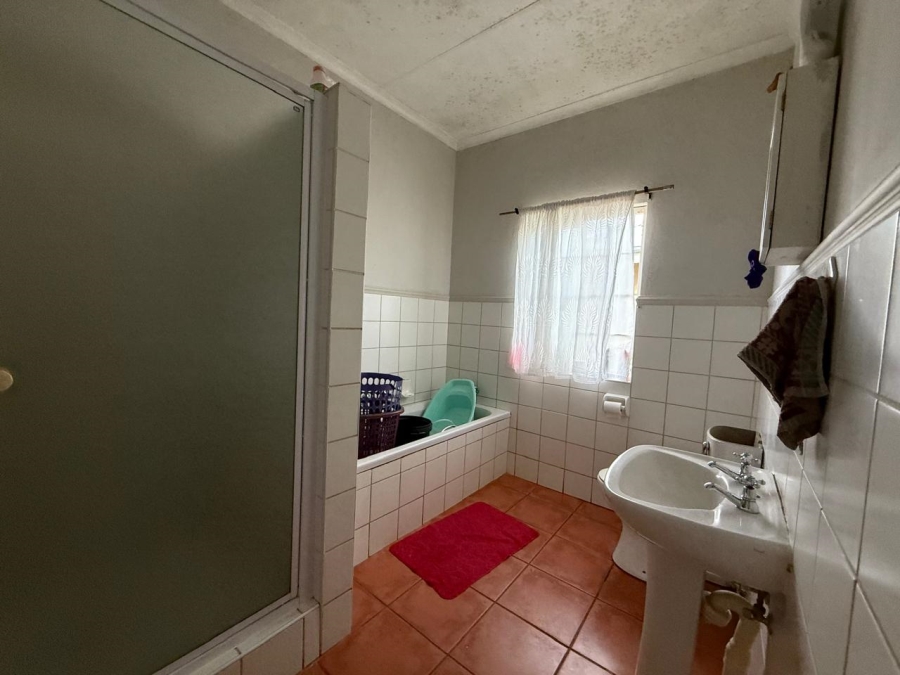 3 Bedroom Property for Sale in Waterval East North West